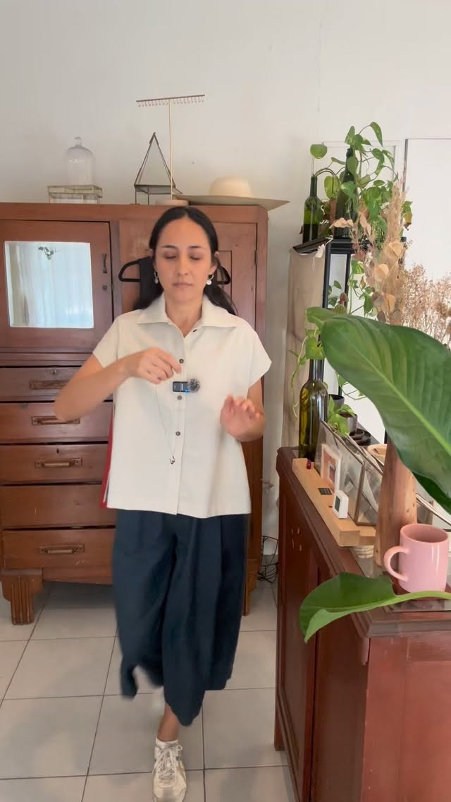 Hoy me trajeron este colar para darle mantenimiento y dejarlo como nuevo.✨
•
Este collar es especial porque fue mi primer diseño en la marca 🥹
•
Acá les muestro un poco del proceso…..
•
•
•
•
#silversmith #joyeriamexicana #feminist #joyeriaartesanal #orfebre