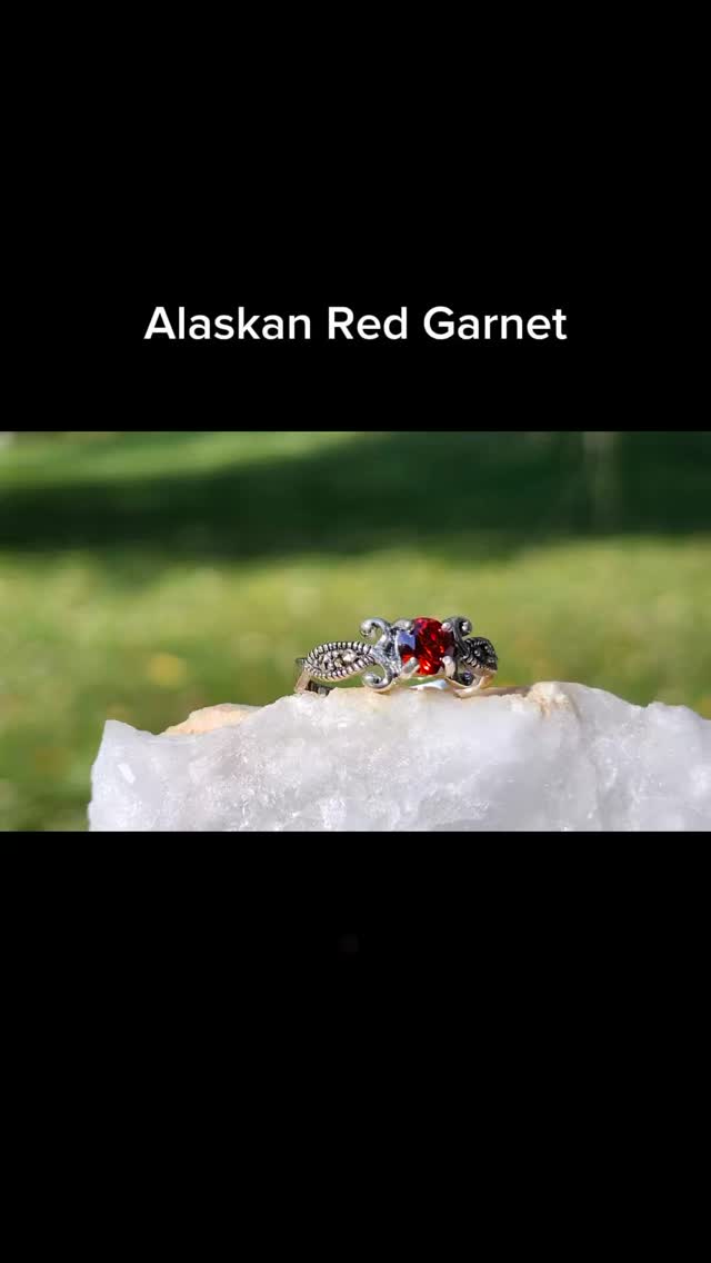 Alaskan Red Garnet rings and earrings #red #garnet #alaskan #sterlingsilverjewellery #rings #earrings