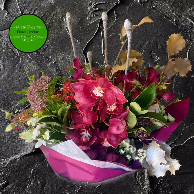 Merry Christmas - featuring just some of the colours & styles of Christmas designs this year @floral_devine with & for our fabulous customers celebrations #huntershillflorist #christmasflowers #sydneyflorist #gladesvilleflorist #woolwichflorist We will reopen Saturday 27/12