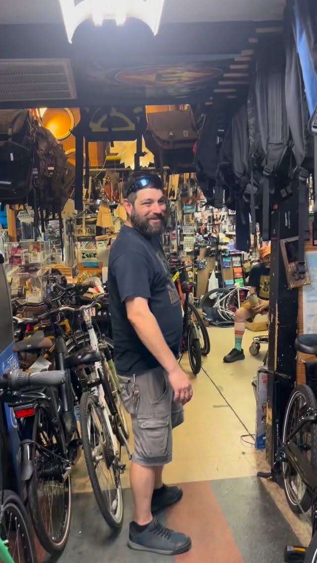 Everyone always says we got a lotta stuff in the shop. And they’re RIGHT💪 I don’t see y’all storing stuff on YOUR ceiling ??
.
.
.
#yeahyouright #bikeshop #mariecondo #bikeadventure #accesorize #shoplocal #localbusiness #nola #tilya