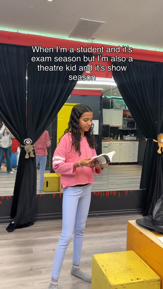 Working hard in the wintertime at NDA as our production date gets closer✨
Our students have said that drama at NDA is their safe space and their favourite time of the week, and with everything piling up at school, they feel rewarded coming to drama class at the end of the week 🥲
#markhamkids #theatre #drama #dramaforkids #theatrekid #markhamkidsprograms #actortraining #theatreschool #acting #richmondhill #richmondhillmoms #markhammoms #stouffvillemoms #theatreforyoungaudiences