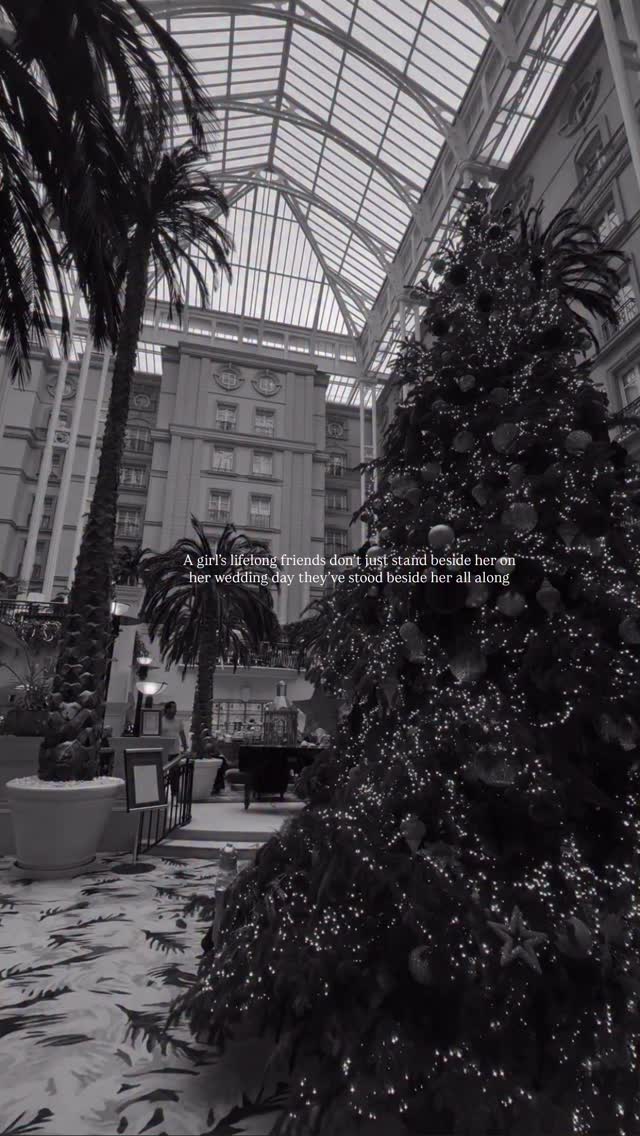 Chloe & her girls last weekend, strutting around London in all its festive glory🎄
You can always tell when you meet a group of bridesmaids that have grown up together and they have all built a bond that’s carried them through every season of life. There’s an ease between them, the kind that comes from years of shared secrets, inside jokes, and moments that have shaped who they are.
They are the ones who will laugh with you until your stomach hurts, smile with pride and cry tears of joy right alongside you. They lift each other up without hesitation, celebrating every milestone as if it were their own.
A girl’s lifelong friends don’t just stand beside her on her wedding day they’ve stood beside her all along
____
@_therelaxedbride
@sophotographyuk.weddings
@amazingrace________
@the_landmark_london
@adaytorememberlondon
#christmasinlondon #christmaswedding #winterweddinginspiration #citywedding #intimateweddings