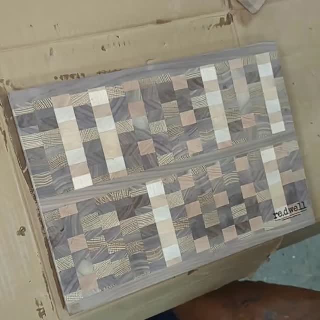 Love watching that color pop for the first time...like dipping a beach Stone in the lake to see what it looks like...
Getting ready for @uptowngr Shop Hop Dec 4!
Come see us at @fultonstmarket we will have a bunch of cutting board and charcuterie boards available.
#cuttingboards #charcuterie #giftideas