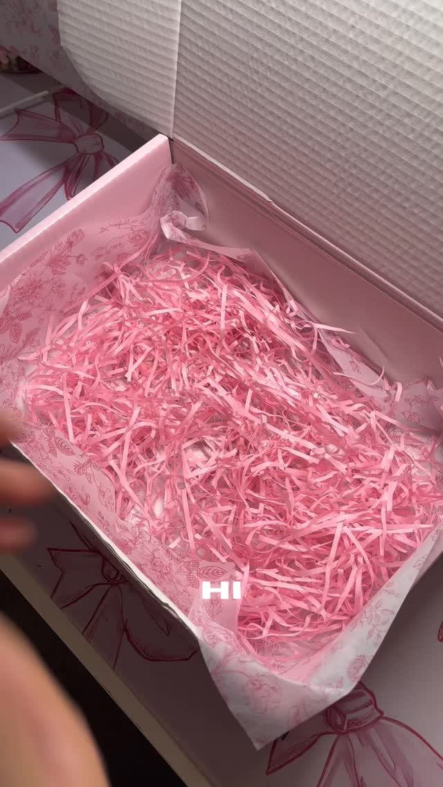 New product drop 🤩
Introducing Personalised Gift Sets. Available now at alluringsecret.co.uk.
#mysteryscoop #luckyscoop #smallbusiness #mysterybox