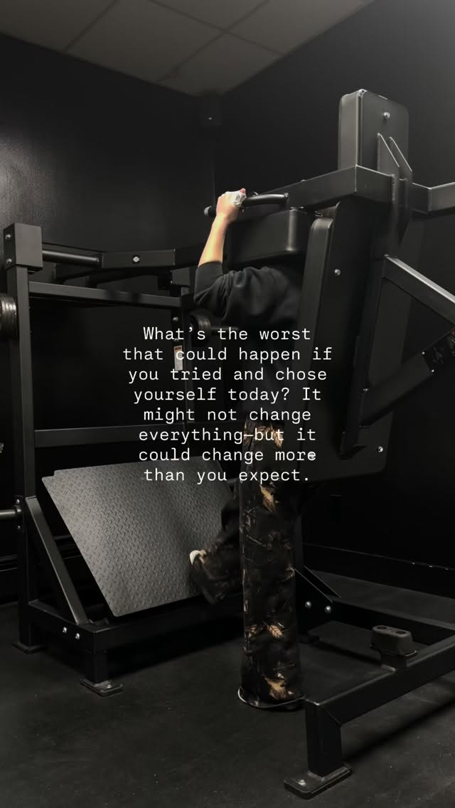 Choosing yourself doesn’t have to be loud or perfect. Sometimes it’s just showing up when it would be easier not to.
What’s the worst that could happen if you tried anyway? If you honored your needs and did one thing for yourself today.
It might not change everything. But it could be the start of something more—and that’s worth showing up for.
If you’re ready for support along the way, I work with clients both in person and online—details are in my Linktree.
#powerlifting #powerlifter #personaltrainer #startnow #gym #motivation