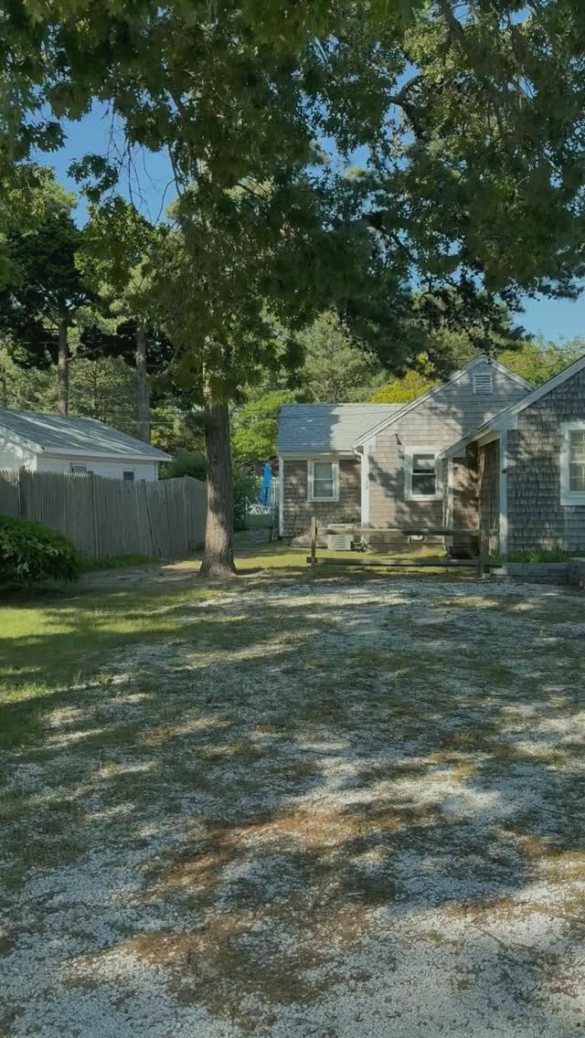 Off-season calm. Summer memories. Cape Cod charm that never really leaves.
#YarmouthCountryCabins#CapeCodLife#CapeCodGetaway#OffSeasonCapeCod#CapeCodCharm