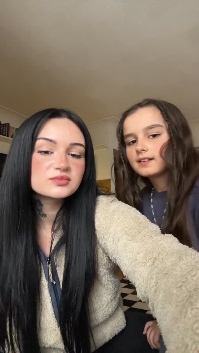 Giving my daughter little writing tips as she grows has become one of my favourite parts of motherhood. Watching her imagination take shape on the page reminds me why stories matter. ✨✍️
#WritingTips #MomLife #GirlMom #RaisingReaders #CreativeKids #WritingCommunity #CanadianMoms #MomsWhoWrite #InspiringLittleMinds