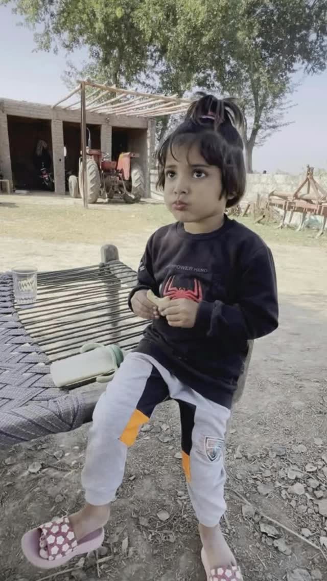 Declaro que la niña que vivió tu historia es sanada, restaurada y abrazada por Dios.”#sanandocorazones #sanidadinterior #heridasemocionales