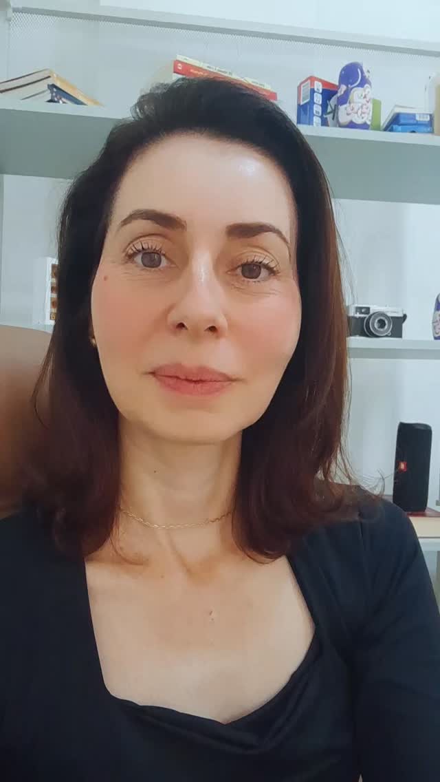 Chegar no final do ano é tempo de fazer balanço da vida, não é mesmo? Como está o seu planejamento para 2026? Tenho convite especial para você desenvolver o seunpoder interior através da vivência "Metas da Alma" Acesse o link da bio para informações.