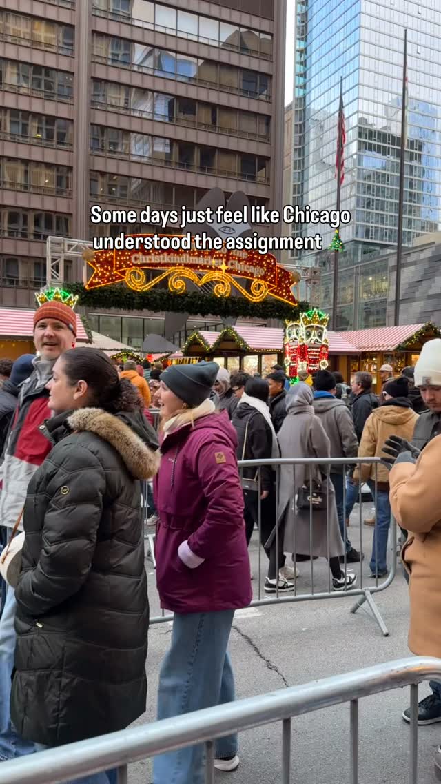 Spent the day soaking up the very best of the city with Jodi @jodi_scharf and honestly, no notes.
We wandered through the Christkindlmarket Chicago in the Loop because hot drinks and festive chaos are basically a winter sport. Strolled over to Millennium Park to see the tree, watched people ice skate with varying levels of confidence, and leaned fully into the holiday vibes.
Then it was on to Macy’s to visit the tree in the Walnut Room, admire the windows, and feel all the nostalgia from the old Marshall Field’s displays that never get old, no matter how many times you see them.
We wrapped up the night in Fulton Market with gelato because balance is important and so is dessert.
Cold hands, full hearts, and a reminder that Chicago during the holidays just hits different ❤️