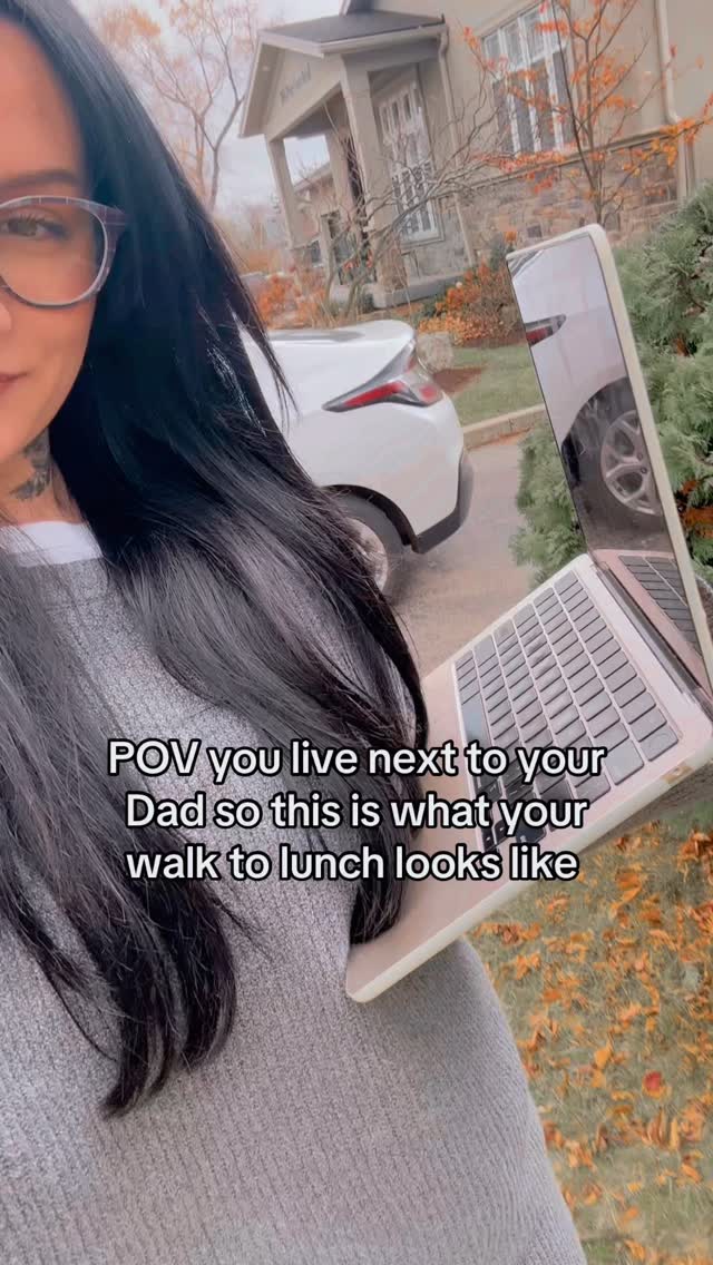 Best part of lunch break 💻
#editor #bookeditor #editingtips #amwriting #writerlife