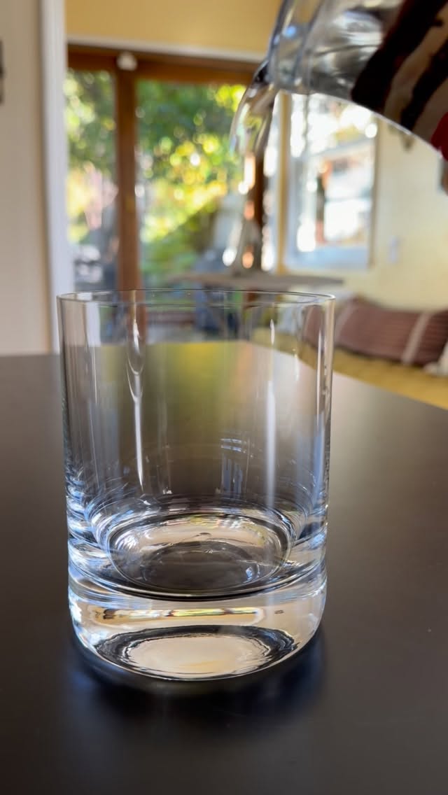 Exercise, dance, or progressive muscle relaxation are among the key activities that help with releasing accumulated stress from the body.
#stressrelieving #burnoutrecovery #nervousystemhealth #stressmanagement #progressivemusclerelaxation