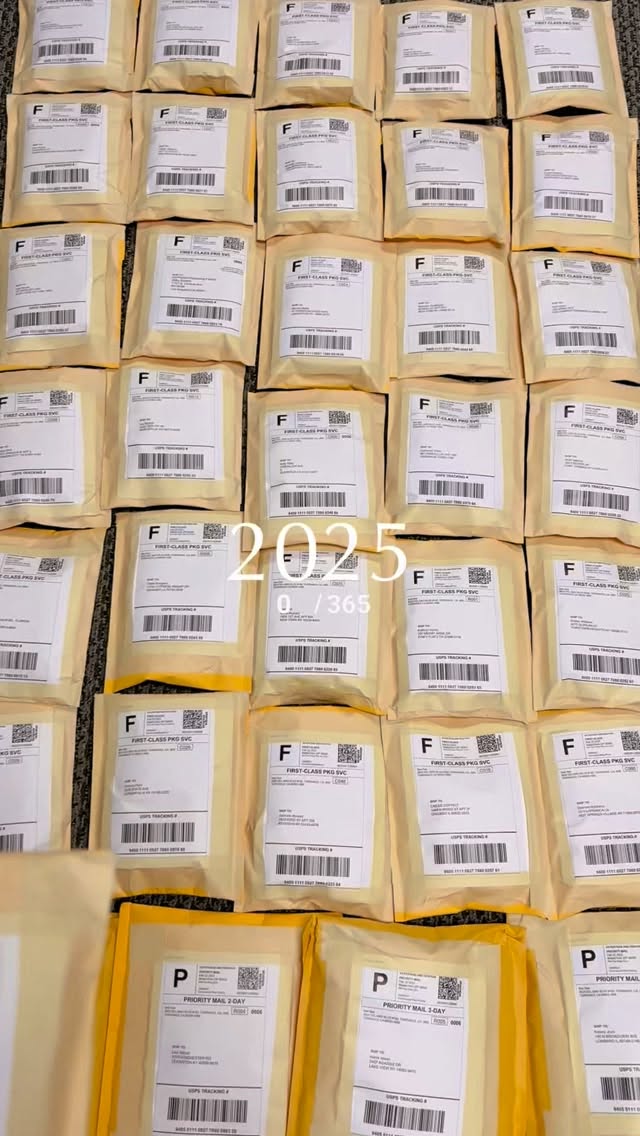 2025, you were a chapter we’ll always remember.
From big milestones to quiet wins, every moment shaped who we are today.
So grateful for our team, our community, and everyone who showed up for us this year 🤍
Here’s to growth, creativity, and even bigger dreams in 2026.
.
.
.
.
.
#seesea #lovefromthesea #waterproofjewelry #tarnishfreejewelry #goldjewelry