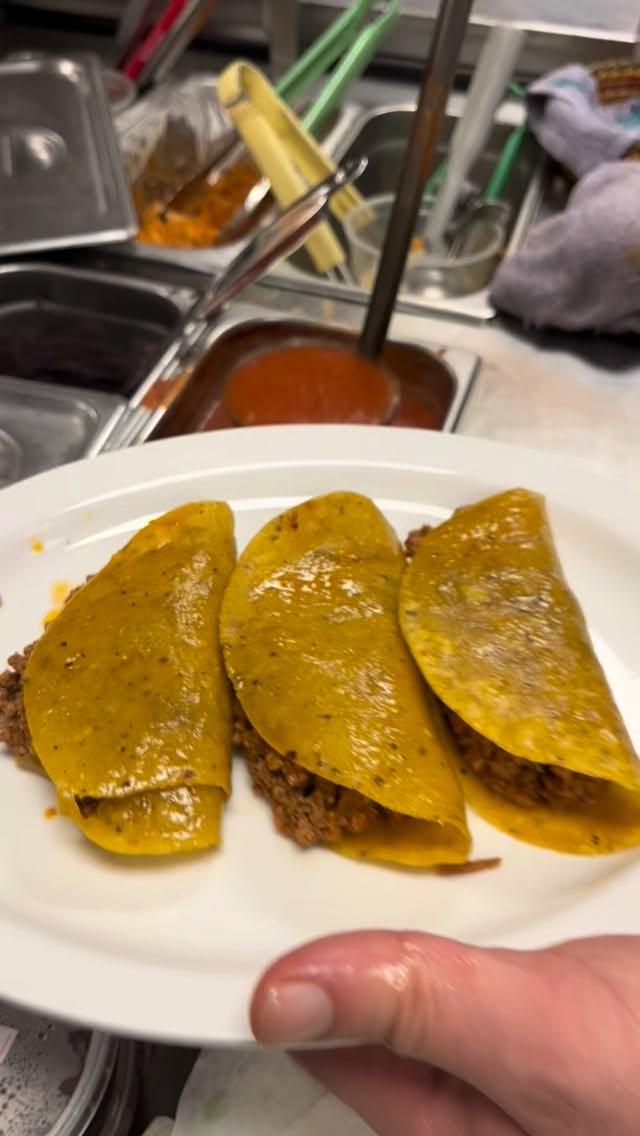 āØBeef, chicken, fish, pork or vegetarian? š¤¤. We are OPENāØ. Enjoy your weekend š«¶š¼