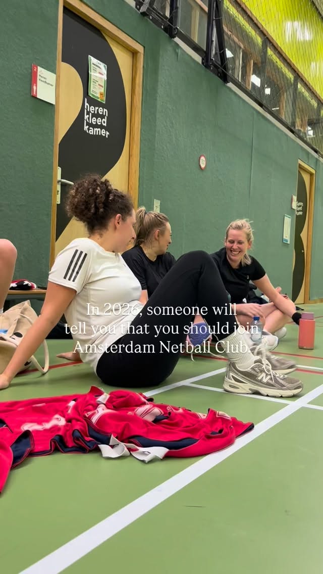 Amsterdam Netball Club is much more than netball! β€οΈπβ€οΈ We are a community. We get coffee or beers after most training sessions and giggles are a guarantee! Whether you are new to Amsterdam or have lived here a long time, we promise youβll make new friends as well as play lots of netball in your join our club π₯°π₯°π₯° #mixednetball #amsterdam