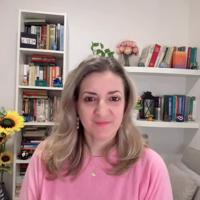 Happy New Year 2026! Every year there is so much talk about resolutions and what I get my clients to think about is intentions.
Even though intentions and resolutions seem similar, they actually come from two very different mindsets.
Resolutions are outcome driven. They focus on a specific result: lose 10 pounds, go to the gym 5x/week, stop scrolling late at night.
Intentions on the other hand are process driven and they focus on how you want to live, feel, and show up: I want to care for my body, I want to prioritize rest, I want to be more present.
Intentions support behavioral change and that’s why they are more successful and sustainable.
#healing #inspiration #motivation #positivity #happiness