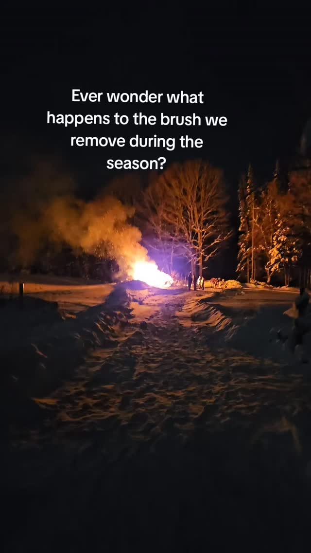 Ever wonder what happens to the invasive brush we collect during our Invasive Trade-Up Days events?
We have a New Year's Eve bonfire to properly dispose of it!
Happy New Year's!
#invasivespecies #winter #bonfire #newyearseve #fyp