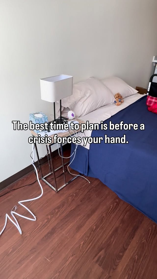 Most families wait until a fall, a hospitalization, or a sudden emergency.
By then, choices feel rushed.
Emotions are high.
And decisions are harder for everyone.
Planning earlier changes that.
It allows older adults to make decisions while they feel confident.
It gives families time to understand real options.
It turns reaction into intention.
That might mean staying in place with support.
It might mean downsizing.
It might mean learning about independent living long before it’s needed.
If your family is starting to think about next steps and you want a clear place to begin, comment SENIOR for my Senior Transition Guide.
senior transition planning | aging parents planning | downsizing for seniors | independent living options | Chicagoland | aging in place support | senior housing options Chicago | suburbs | planning for aging parents | senior relocation guidance | Chicagoland