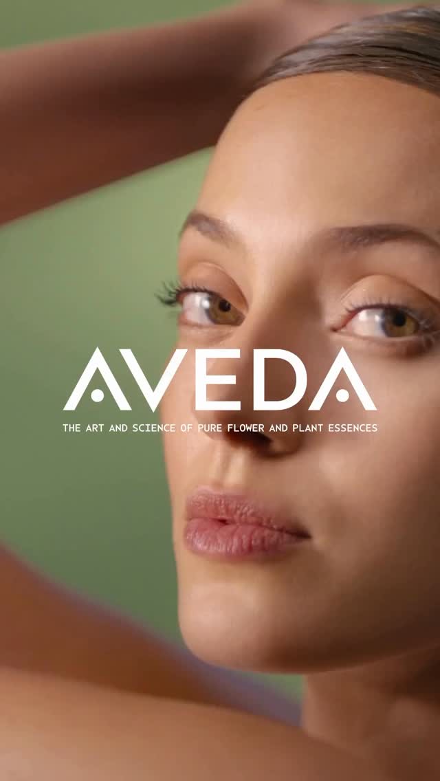 🌱Fuller. Firmer. Plumped by plants.
Aveda’s NEW Advanced Botanical Kinetics™ is here: a rejuvenating skin care collection that helps visibly plump, smooth, and energize dull skin. Without compromising your clean beauty values.
🌱Helps reverse the visible effects of collagen loss
🌱Instantly hydrates and revives skin
🌱Visibly smooths fine lines + firms skin
@aveda @avedaartists
#AdvancedBotanicalKinetics #AvedaSalon #VeganCollagen #LoveThatAveda