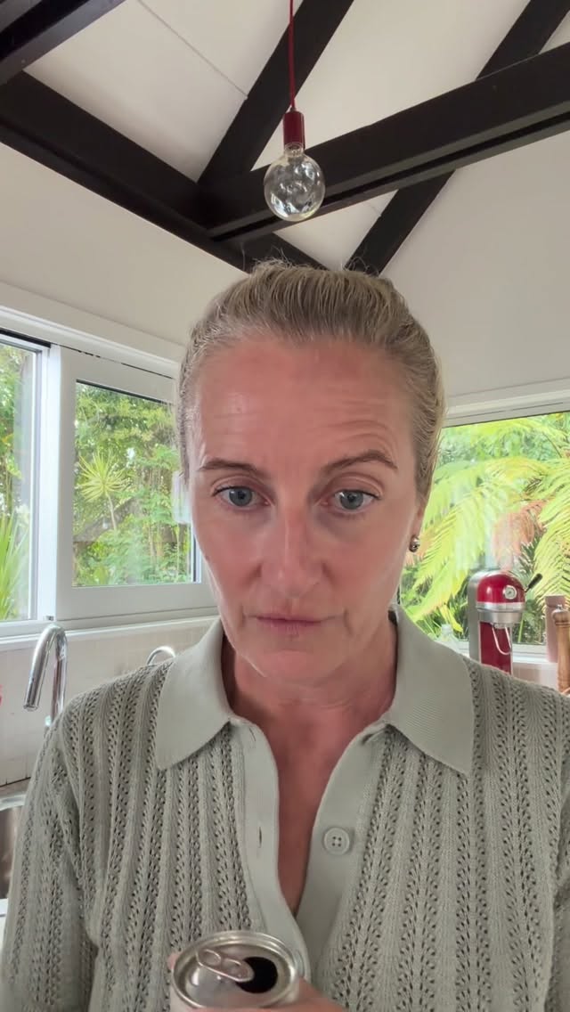 Matcha in a can - I did a review, this is my brutally honest outtake but hey we all have different tastes!
I cracked it open, took one smell and
🤢 no.
Good matcha doesn’t need a can.
Or a marketing budget.
Or a gimmick.
It just needs quality leaves + respect for the plant. 🍃
My honest full review to come.
Have you tried it? Do you like it?