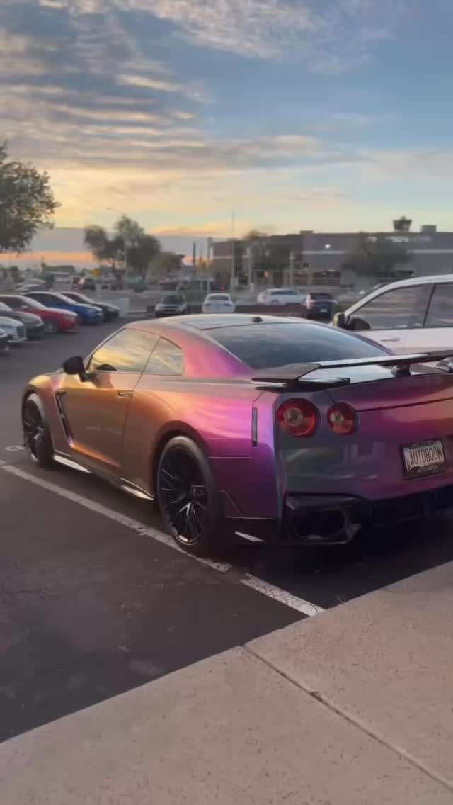 Dodge or Nissan?🇺🇸🇯🇵
#sport#muscle#gtr#dodge#reels