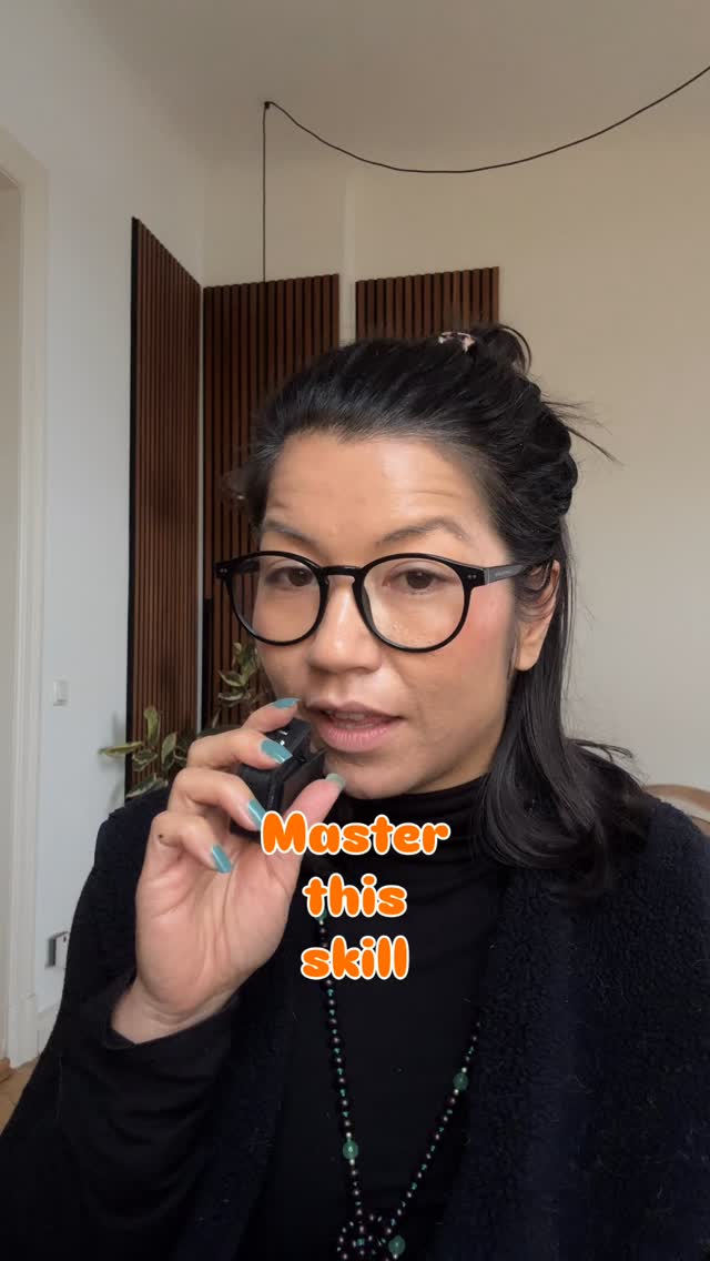 Heads up entrepreneurs and leaders - this was my game changer:
STOP MAKING ASSUMPTIONS. Yes, I am shouting this from the rooftop 😇👀
I thought we all draw the same conclusions - stupid I know. What I did instead?👇🏾
- change my communication - create clarity and lay out all the facts
- only make decisions based on facts not on assumptions because let’s face it we give others too much credibility 🙈
Do you have any simple game changers that seem to be tricky to change though? Because it took me years to actually notice make that mistake again…