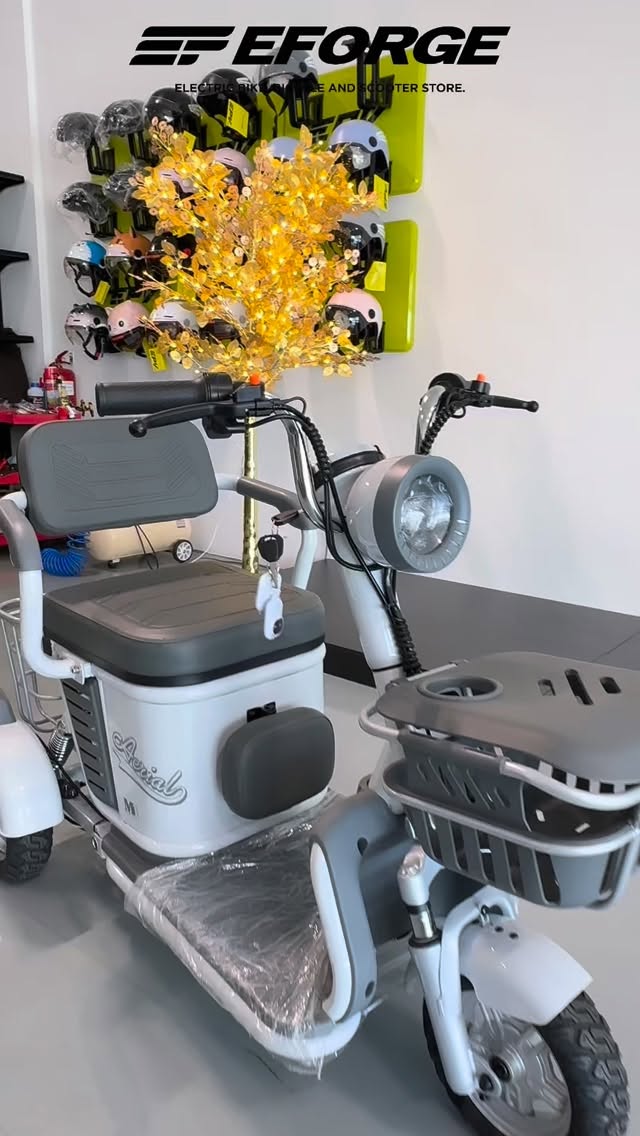 Looking for a ride thatโs stable, eco-friendly, and easy to handle? ๐
Say hello to R3, our latest 3-wheeler electric bike โก
Once you ride it, youโll love it.
Visit Our Showrooms Today! ๐ดโโ๏ธ๐ดโก
โจ Why Choose Us?
๐ Free Delivery within Klang Valley
๐ ๏ธ 6-12 Months Warranty
๐๏ธ Installment Plans up to 24 months
๐ณ Debit or Credit card installment options
๐ Opening Hours:
Mon-Sat: 10:30AM - 7:30PM
Sun: 10:30AM - 6PM
๐ EFORGE Petaling Jaya:
No.1-1, Jalan SS26/4, Plaza Mayang, Taman Mayang, 47301 Petaling Jaya, Selangor
https://maps.app.goo.gl/8ZWVKzhxjUqY4Dx56?g_st=ac
๐ WhatsApp https://wa.me/60162088738
๐ EFORGE Kota Kemuning:
C-G-03, Plaza Se Ruang, 8/3, Persiaran Eco Sanctuary, 42500 Telok Panglima Garang, Selangor
https://maps.app.goo.gl/ii9zieJkLZUNyBTs6?g_st=awb
๐ WhatsApp https://wa.me/60162088430
๐จ Weโre looking for DEALERS! Interested? Contact us via WhatsApp!
#eforge #eforgebikes #escooterlife #r3 #urbanmobility electric emobility electricscootermalaysia electricscooterlife electricscooterselfbalancing electricscooterfun electricmobility miniwheels minimobility electricbicycle ebike ebicycle electricbikeshop