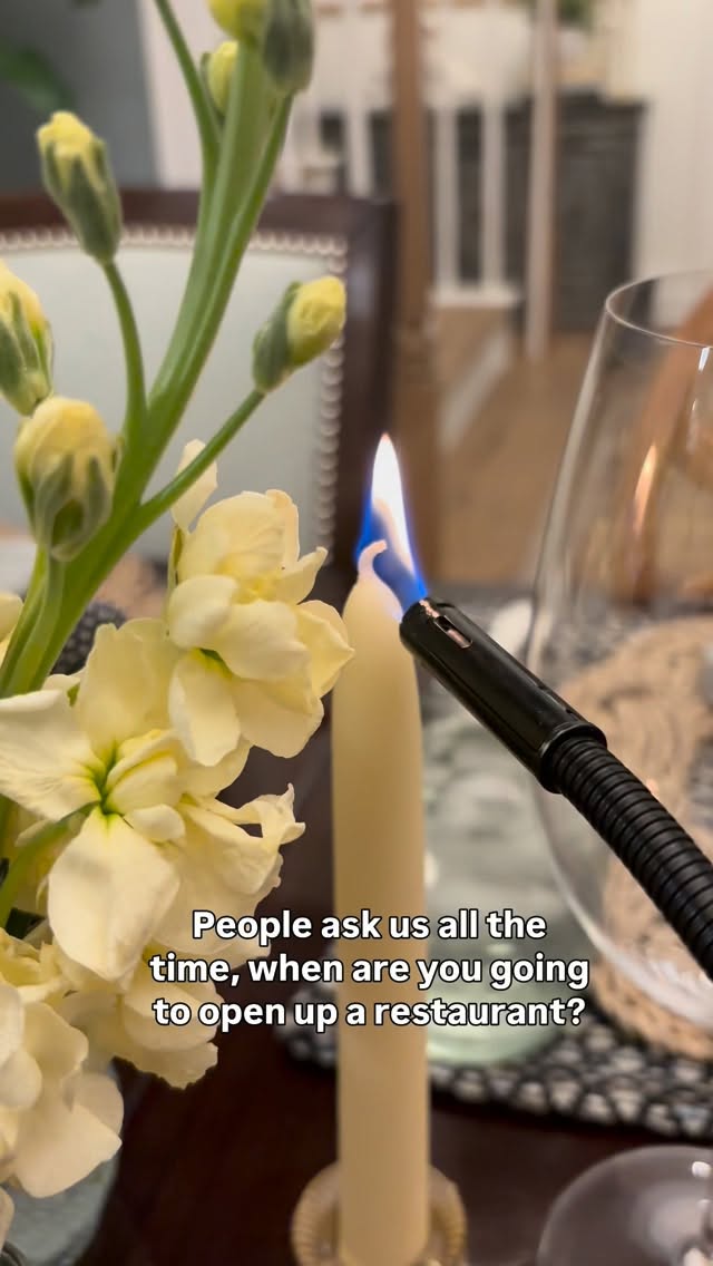 Martini & Co is a lifestyle ❤️ we incorporate la dolce vita each day, wherever we are, and alongside whoever we have the pleasure of serving 🇮🇹🤩✨
If you wish to taste Tuscany on this side of the Atlantic, you’ll find it in the moments we create together 🥰💕
#wineanddine #privatechef #experience #tuscany #winepairing