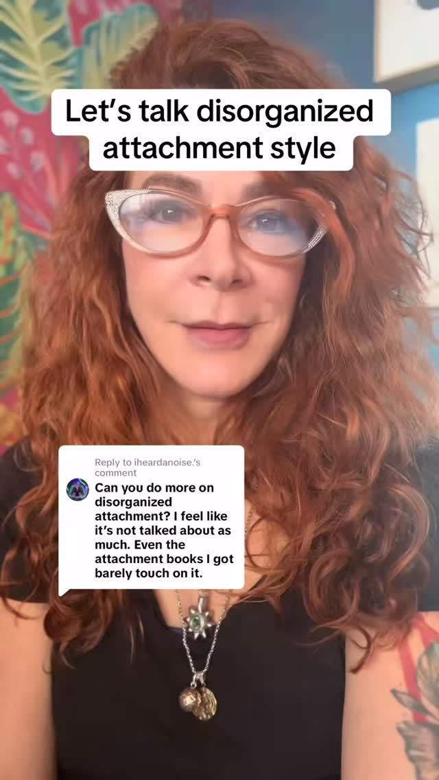 #AttachmentStyle #anxiousattachment #DisorganizedAttachment #AvoidantAttachment #anxiousattachmentstyle