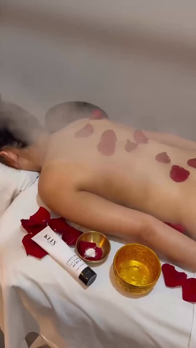 Feel the stress melt away at Thai Orchid Massage & Spa in Las Vegas ๐ฟโจ Treat your body to our relaxing Hot Oil Steam Massage, designed to soothe sore muscles, improve circulation, and leave you feeling refreshed from head to toe. Perfect for locals and visitors looking for the best massage near me in Las Vegas.
๐ 8414 Farm Rd Ste 140, Las Vegas, NV 89131
๐ Call: 725-259-6295
๐ป Book Online: www.ThaiOrchidMassageSpa.com
Walk-ins and appointments welcome โ experience deep relaxation this week!
#ThaiMassageLasVegas #HotOilMassage #LasVegasSpa #MassageNearMe #LasVegasNevada