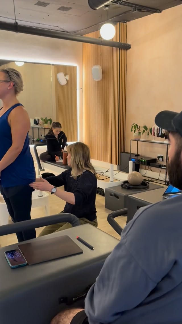 Our Reformer Pilates teacher trainees wrapped up their final module today - and now the real work begins before they return to test out ✨
Today was such a joy as the lovely Elodie Frati @elodie_movingdynamics joined us to deliver an incredible anatomy session.
So special to still be working with Elodie 12 years on!
Feeling grateful 🤍
#pilateslondon #reformerpilates #reformerteachertraining #claphamcommon @yogahaven