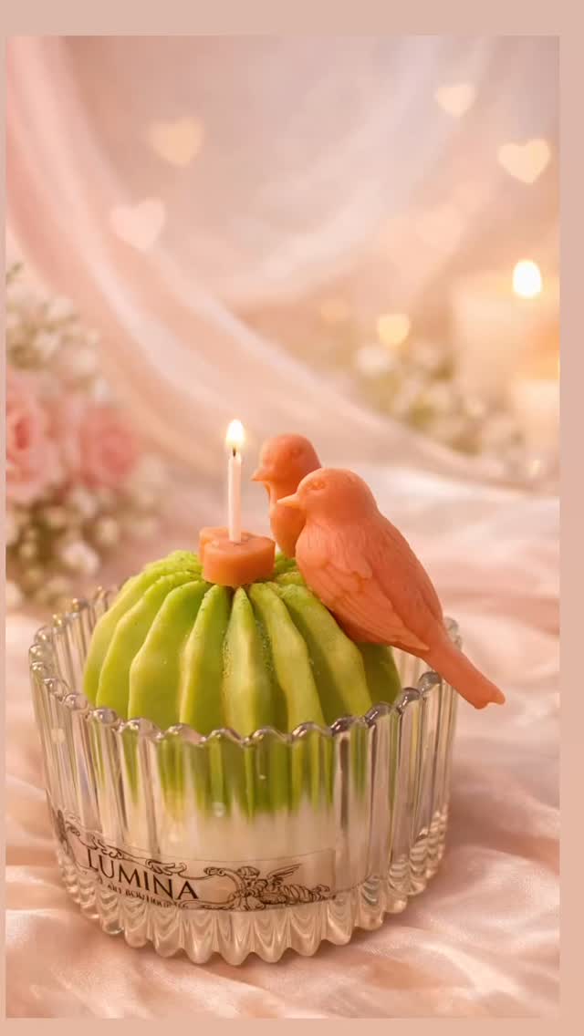 💃Една еуфория, едни червени сърца, листа, мечета - това ли е любовта!?
🕊️За нас любовта е всеки ден, когато сме заедно. Да споделим с вас нашата визия и усещане е безценно! Празнувайте я всеки ден🥂
*
💶/ цена на изделието: 12€ /