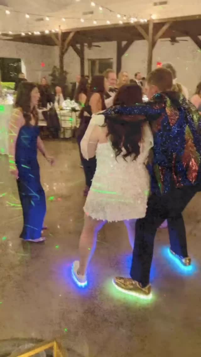 and suddenly your only job is to simply enjoy the day you planned for. everything else is handled.
BOOKING 2026 + BEYOND
www.simmonssentiments.com
#louisianawedding #weddingcoordination #louisianaweddingcoordinator
#berrybarn