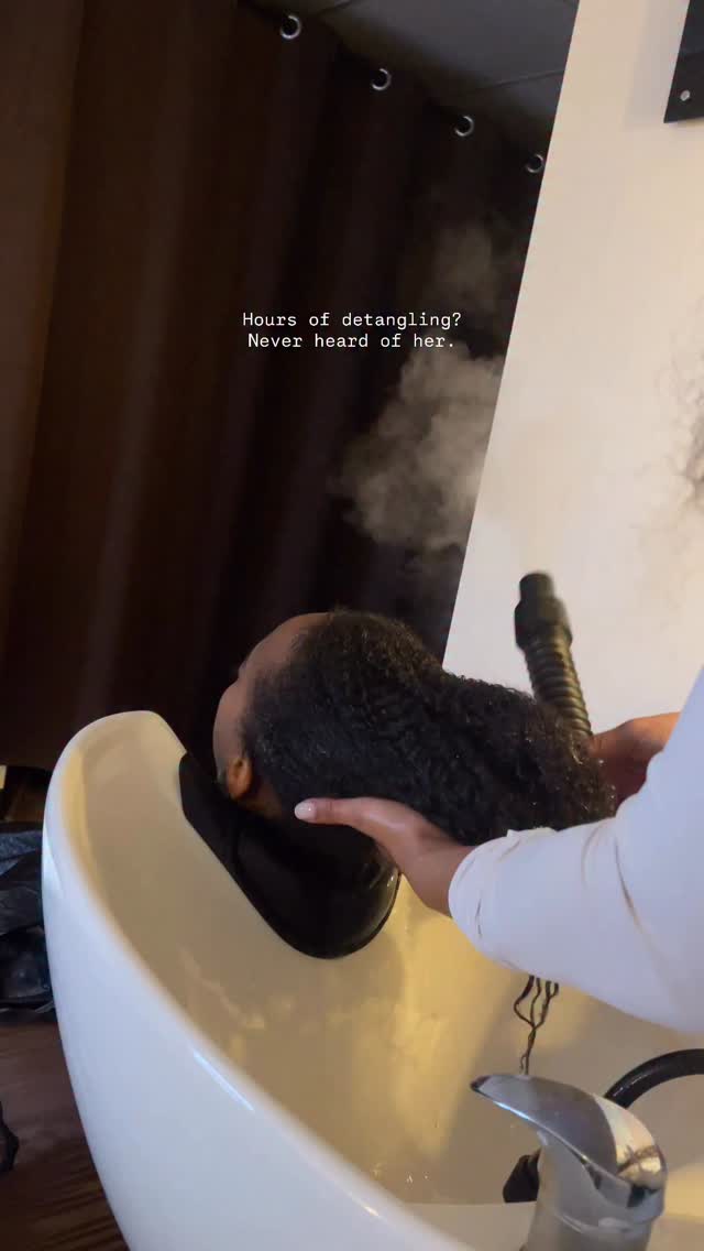 I remember when I was first becoming a full service hairstylist, I was just a braider and wanted to add natural hairstyling + shampooing for every service to my service list so my clients could be TRULY taken care of. I saw an opportunity to be a full service braider + natural hairstylist in 2021 which was virtually unheard of.
It would take me at LEAST an hour for the shampoo process. At least 75+ minutes if their hair was any thicker or longer than the average person. Then I would detangle the hair with a basic conditioner and wide tooth comb (BIG MISTAKE). I didn’t know anything about the flow of a shampoo service, the right tools, products, extras (like steam), etc. I had no rhythm and little to no knowledge. Yes I went to cosmetology school, but no one taught me how to care for natural black hair.
I started doing more research about different hair profiles (porosity, texture, etc) and what products are best for each. I was very insecure about how long it took me to complete the shampoo & condition process but I quickly learned that taking your time actually is best. Also, when it’s your first year out of beauty school and you’re essentially teaching yourself from scratch what you weren’t taught in school, you learn to go easy on yourself!
I saw progress over the years with different tools, shampoos, and conditioners but only 5 years after I became licensed (December 2020) did I finally find my TRUE rhythm! Now I only spend 20-30 mins on average at the shampoo bowl from start to finish.
I make sure the hair is throughly drenched, shampoo 3x, follow up with a bond strengthening hair mask, detangle gently with steam, and let the hair steam alone for 5-10 more minutes. I section better, I detangle better, and most importantly it’s a quicker process and solid, good-for-all routine!
My clients always compliment me on this part of the service - about how good the head massage was, how gentle or quick the detangling was, or how relaxing the process is start to finish. This is why I started offering wash day services on the weekends!
So here’s to progress, trial and error, & being a humble student. 🥂
#naturalhair #curlyhair #washday #indyhairstylist