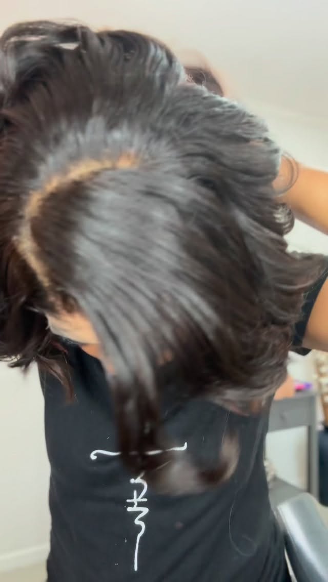 Every woman needs that confidence in knowing she can wake up in the mornings without the hassle of hair.
#customwigs #bestkeptsecret #wigs #hairloss #handmadewigs #wigspecialist #hairlosswigs #cancerwigsforwomen #humanhairwigs #naturalwigs #bodywavewigs #wigmakers
#alopeciawigs #chemotherapywigs #gluelesswigs #hairlosssolutions #gluelessunits #savannahwigs
#issawig #hairlosssolutions #chemowigs
#wiglife #secrettress #wigstylist #wiglife #secrettresseswigs #secrettresses