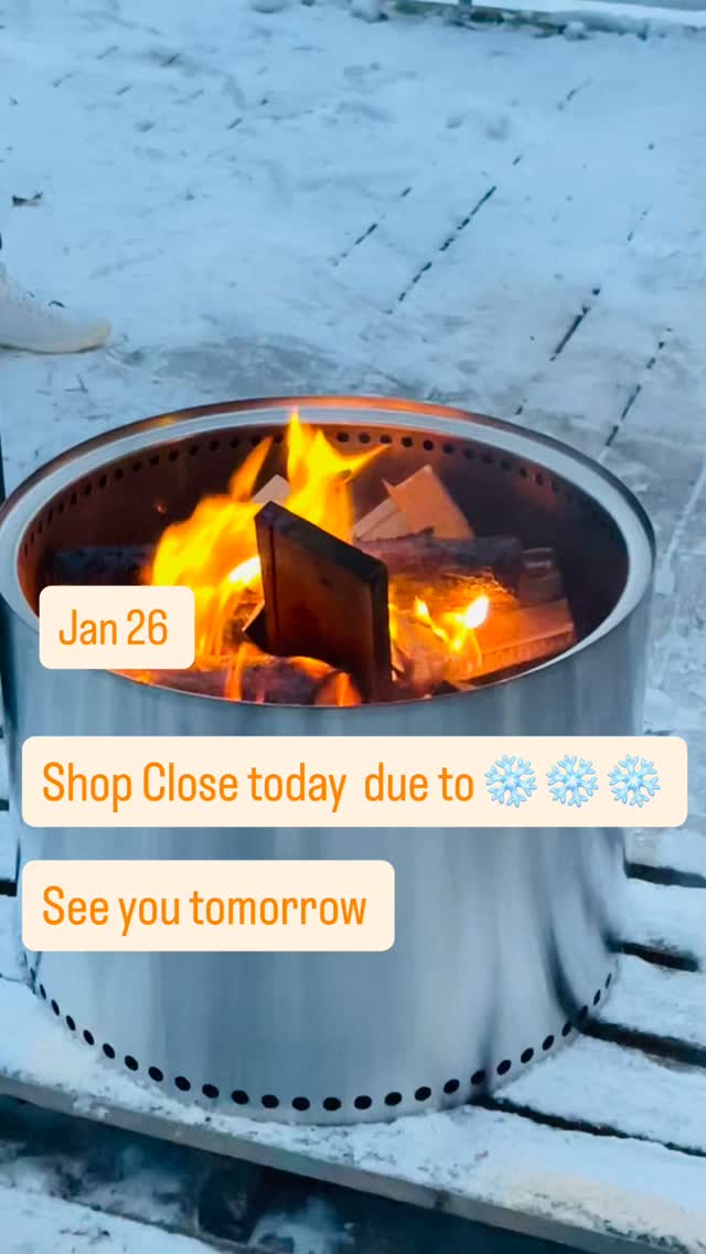 Important Update: Closure for Today
As snow blankets our streets during the night and road conditions become unsafe, our shop close today.
All orders originally scheduled for delivery today will be rerouted to tomorrow. Our team will be in direct contact with each recipient to confirm the new delivery time. Thank you for your understanding! Enjoy shovelling time ! 🙃