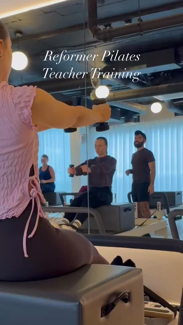 From the start, you build real teaching skills
Practising in pairs, receiving feedback, refining your voice. Each weekend builds on the last
Supported by a module in anatomy taught by our osteopath lecturer, you’ll feel informed, intentional, and safe
Founded by teachers with over 20 years’ experience
This is hands-on, practical training — designed to prepare you for the studio floor
Not just certified.
Confident.
#ReformerTeacherTraining #TTClapham #PilatesEducation #LondonPilates #teachreformerpilates #PilatesCareer