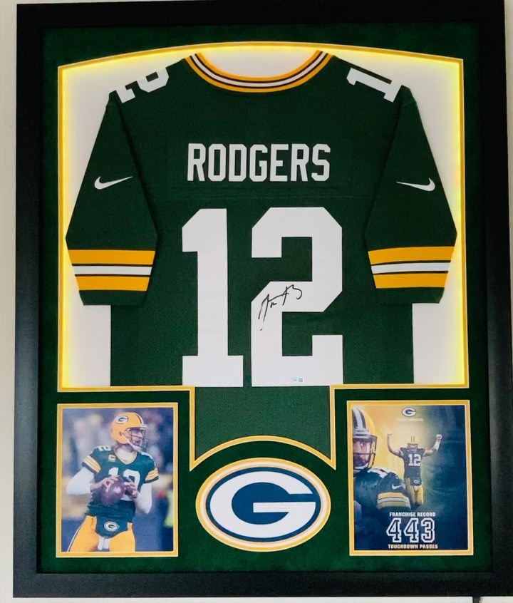 @aaronrodgers12 LED Framed Jersey w/ @fanatics COA. We have a few available
Dm if interested
•
•
#aaronrodgers #greenbaypackers #greenbay #nfl #sportsmemorabilia #mancave #signedjersey
