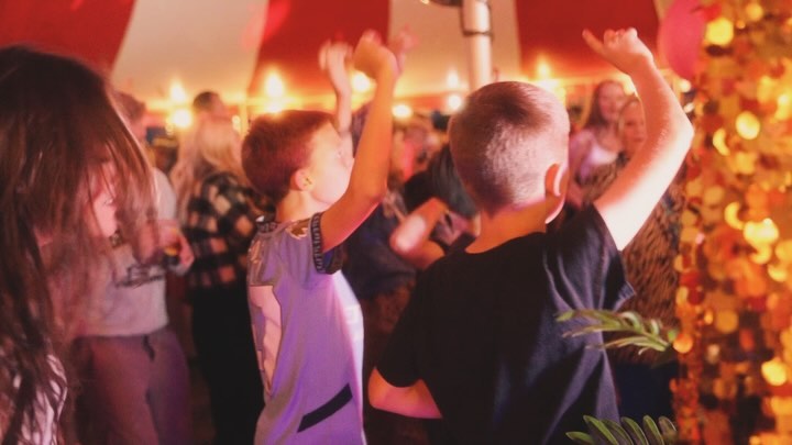 We had a fantastic weekend at the final @ontheroadmusicfest. Great to party with so many friends …and the next gen of festival goers (wee man had the time of his life!) Managed to catch some incredible local acts and rocked out with my brother to reef ❤️.
Thank you @ontheroadmusicfest crew - the village will miss this!
📹 @beckyabroad ❤️