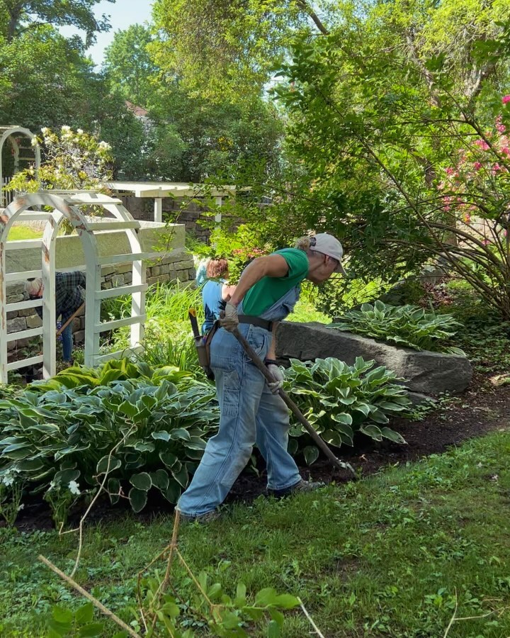 Behind the scenes in “The Prettiest Village in Maine”
Garden Club of Wiscasset members tending to the Sunken Garden.
#gardening #gardenclubofwiscasset #wiscasset #wiscassetmaine #wiscassetsunkengarden #gardenclubofamerica #gardenclubfederationofmaine
