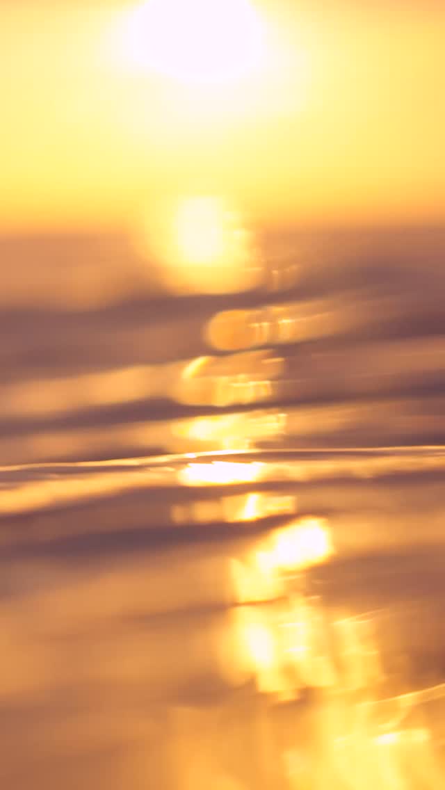 Never tired of this kind of sunset.
book your trip and come spend some good time with us at @theujungbocurbungalows
You surf, we do the rest.
#indonesia #surfcamp #ubb #surf #resort