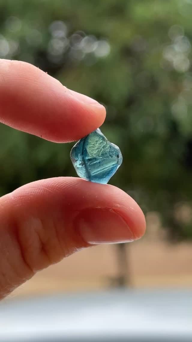 Nothing beats digging these beauties from the dirt and the same day transforming them from rough to cut! This 1.54ct Oval cut light blue sapphire did not disappoint serving a stunning array of unique natural silk bands mixed with blue and teal tones bouncing back and forth from the precision cut facets displaying all its beauty!
Available now for custom make.
To view our available Sapphires, Fine Hand-made jewellery and Custom designing- DM, email sales@thehouseoffacets.com.au or visit our website to book an online or in-person appointment today
www.thehouseoffacets.com.au
#ovalsapphire #australiansapphire #australianjewellerydesigner #sapphirering