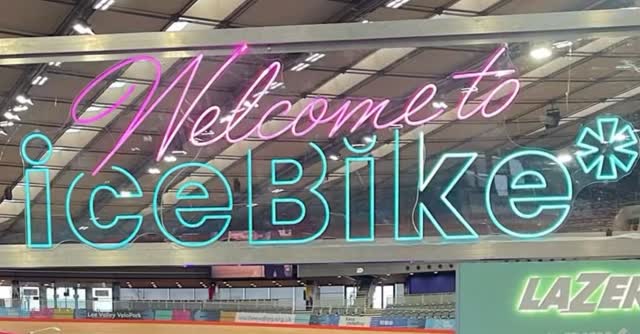 A good day visiting @icebikeshow at the Velodrome today. Great to catch up with what’s new on the market. 🚴🚴🏻♀️
#cyclingcommunity
#icebike
#stalbans