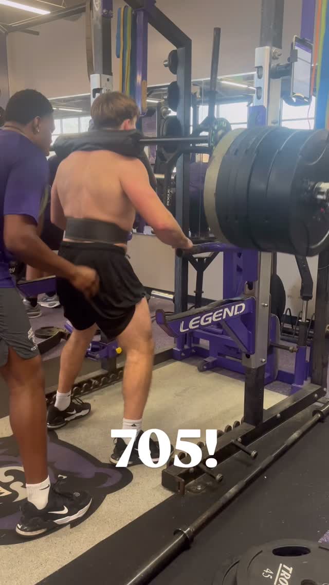 Heavy Hatfield Squats at 705 lbs!
Sorry Tre, didn’t get your 800 👀