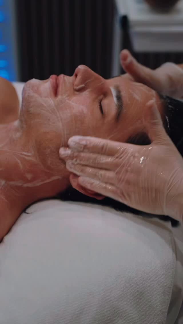 Deep cleaning at Idan med spa