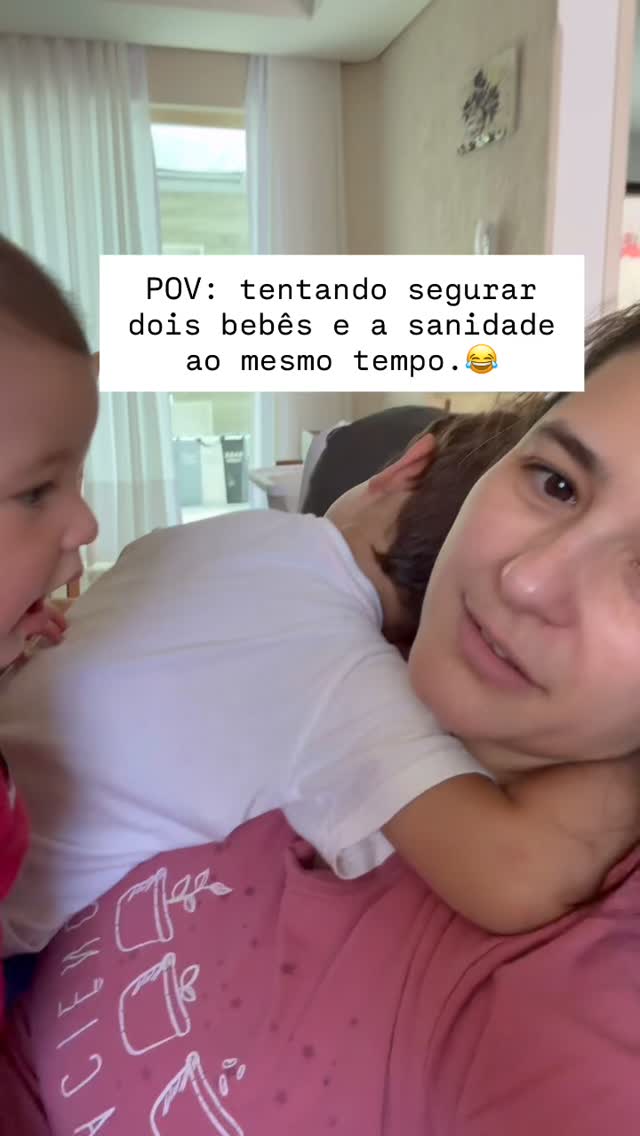 A sanidade vai e volta. O amor fica. 😂❤️