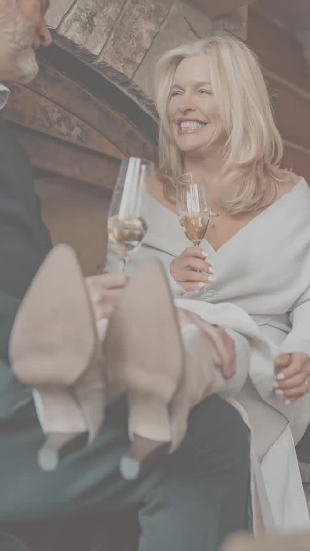 ✨ Giveaway Time! ✨
Telluride love stories that stood the test of time? Let me tell your story! 💕
✨ Calling all couples who married in Telluride 20+ years ago! Enter by DMing me or share with your loved one! Ends Feb 14th!
(Must be living in Telluride or able to get here)