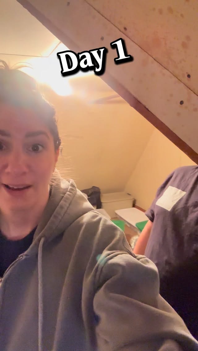 POV: you hire organizers but get productivity + comedy included 😂
Day one in this attic = major wins
Let’s see what tomorrow brings! #homeorganization #getorganized #declutter #organizingtips #organizer