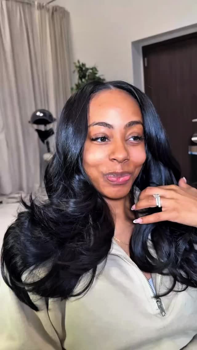 Soft, seamless, and made to turn heads 😍✨
Valentine’s season is in full effect and we have something special dropping tomorrow just for you 🥰
Stay tuned ♥️