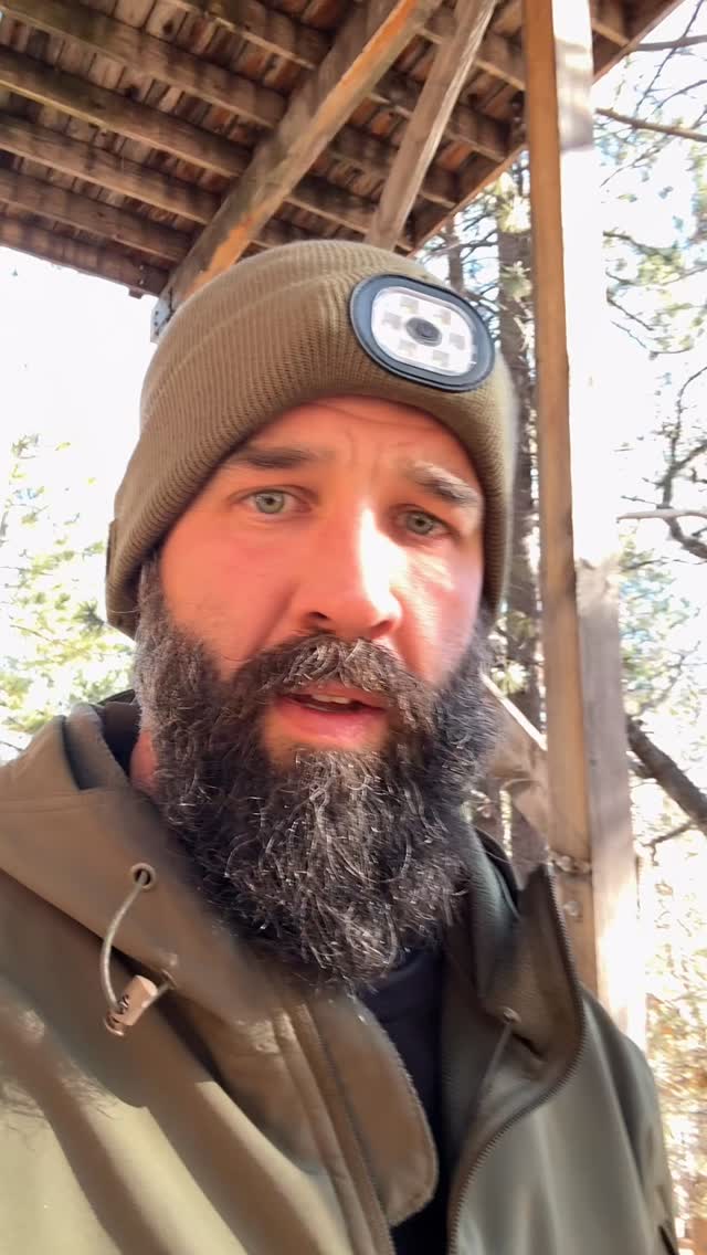 Details matter. You have to look close to see what’s going on here. Luckily the deck still feels really solid, but this pier should be reinforced to stop any further movement. #